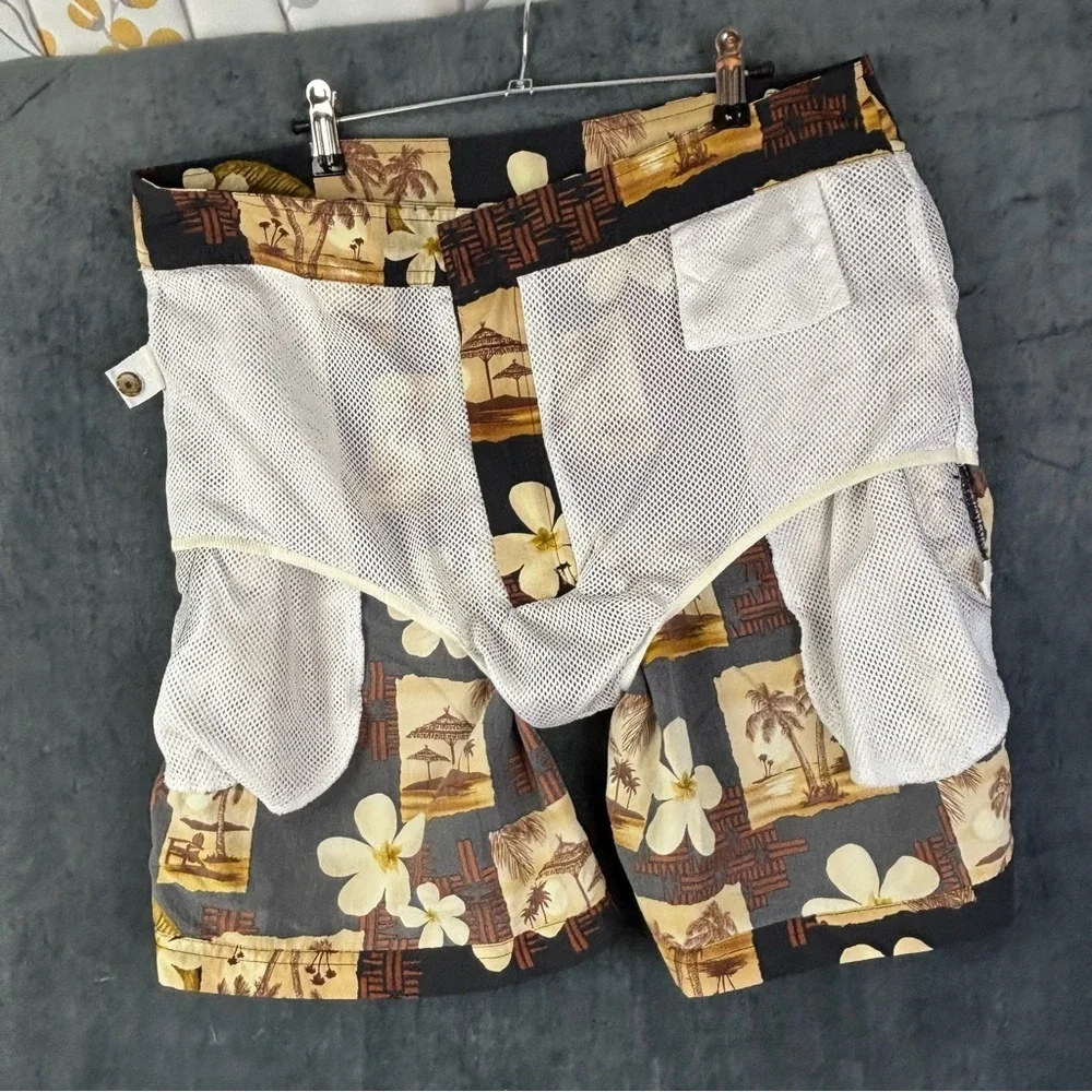 Tommy Bahama Black and Brown Flat Front Shorts